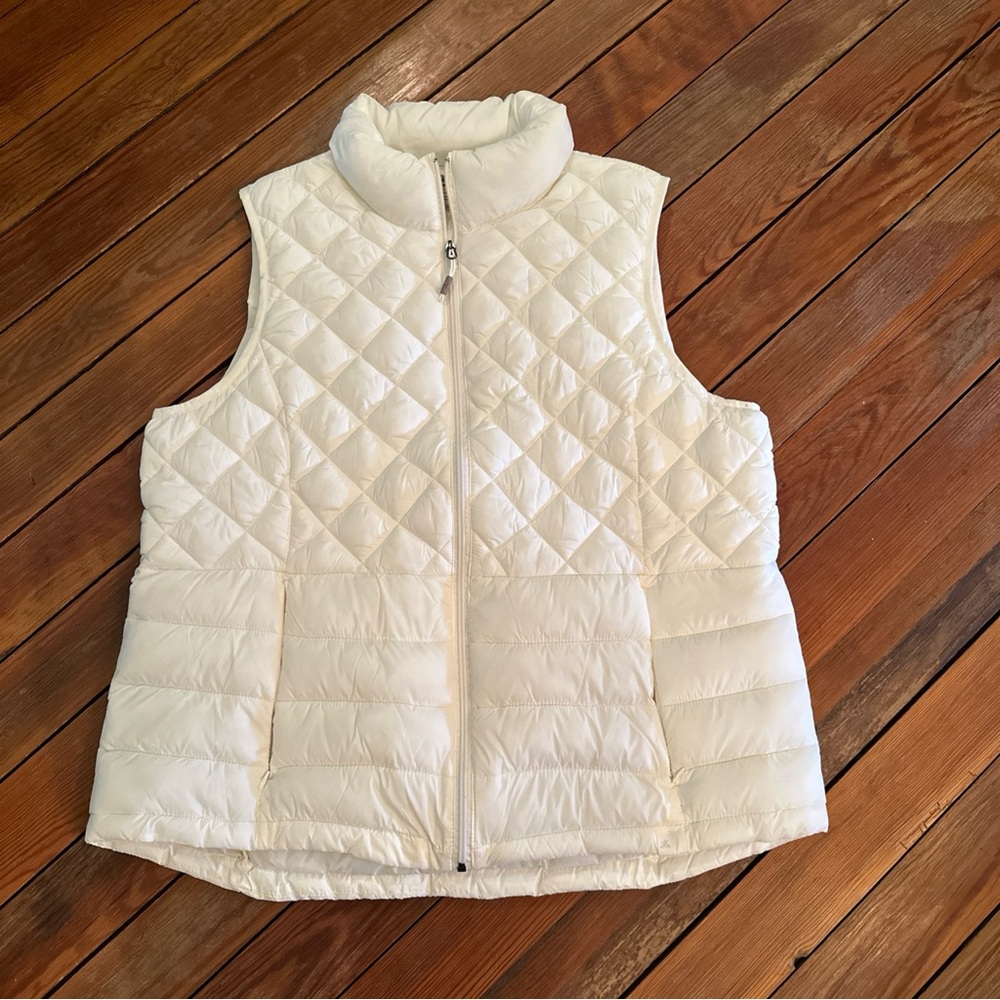 ZEROXPOSUR Puffer Vest White XXLarge Full Zip Women’s Lined Front Zip Pockets